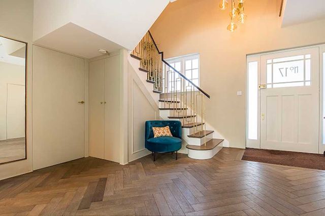 Entrance hallway with staircase and herringbone floor – Star Design Solutions